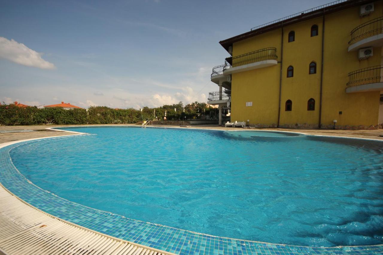 Menada Green Hills Apartments Sozopol Extérieur photo