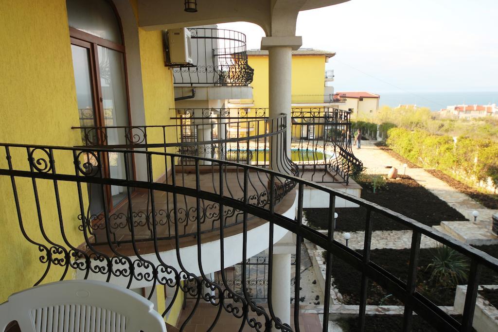 Menada Green Hills Apartments Sozopol Extérieur photo