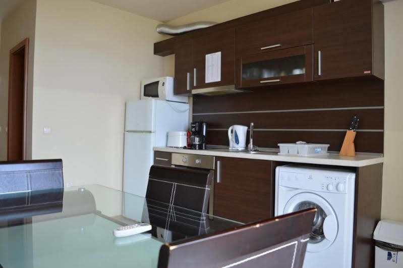 Menada Green Hills Apartments Sozopol Extérieur photo