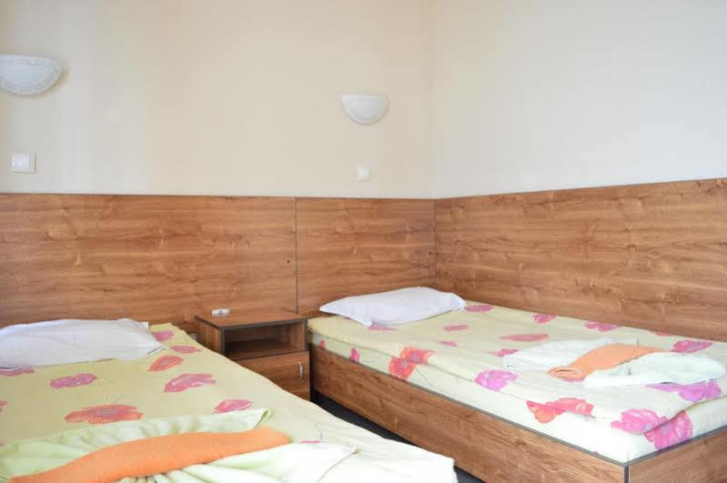 Menada Green Hills Apartments Sozopol Extérieur photo