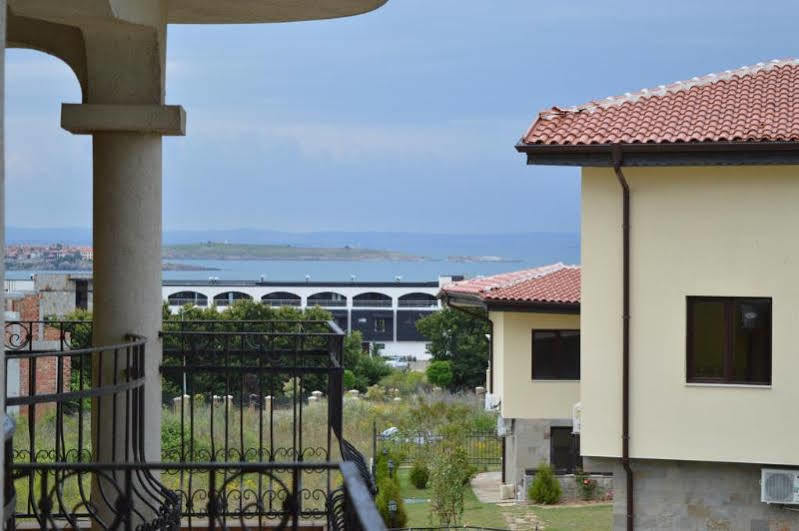 Menada Green Hills Apartments Sozopol Extérieur photo