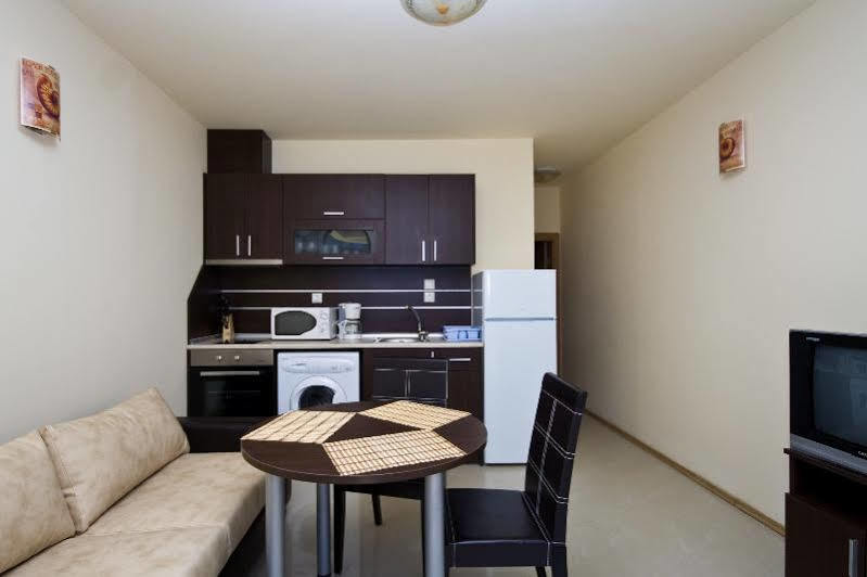 Menada Green Hills Apartments Sozopol Extérieur photo