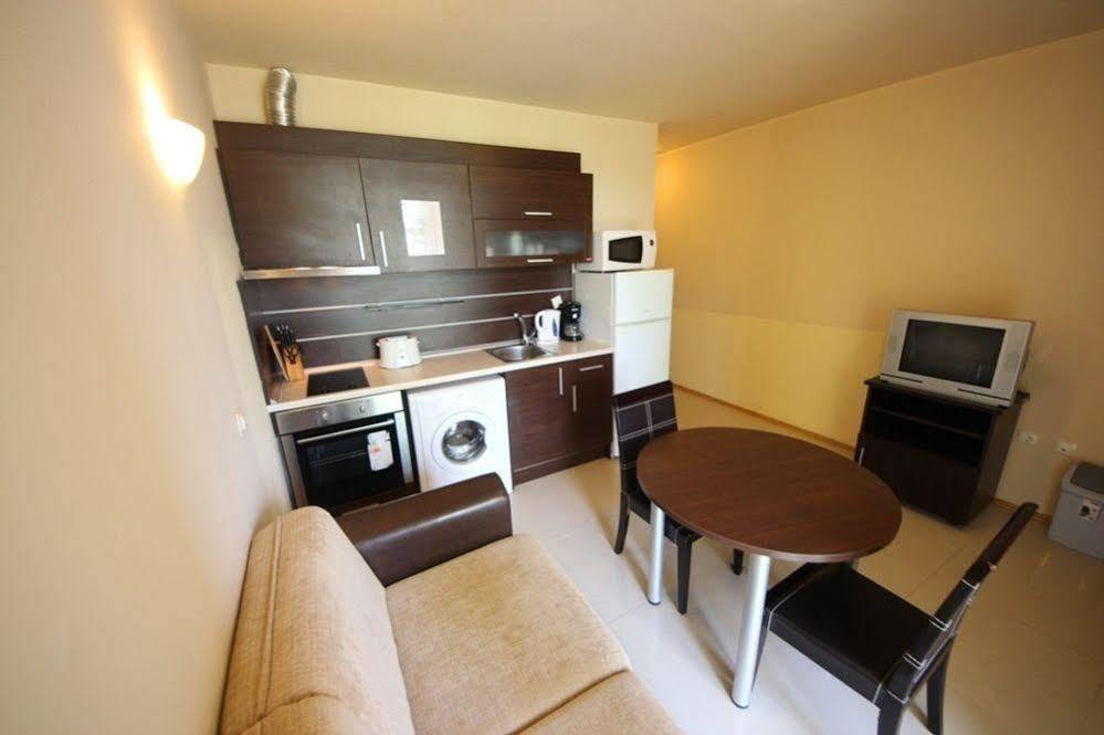 Menada Green Hills Apartments Sozopol Extérieur photo